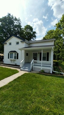 240 W Battle Creek Street, Galesburg, MI 49053