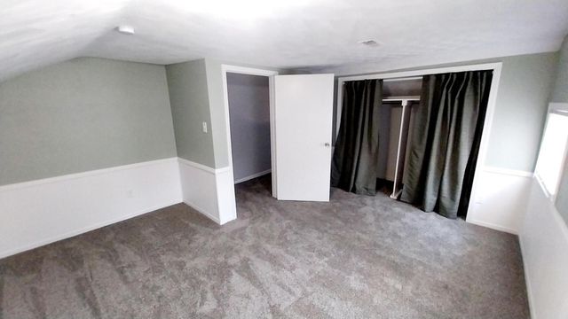 240 W Battle Creek Street, Galesburg, MI 49053