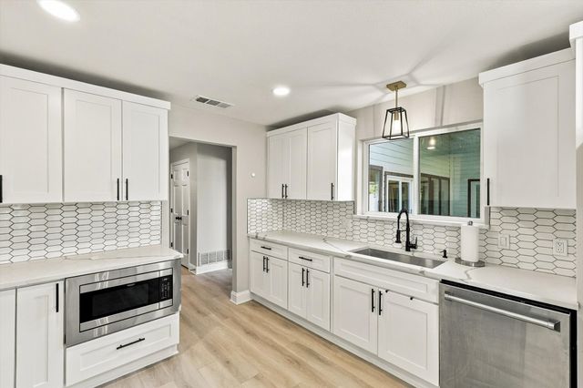10011 Woodlake Drive, Dallas, TX 75243