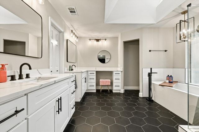 10011 Woodlake Drive, Dallas, TX 75243