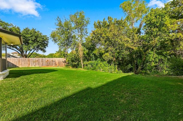 10011 Woodlake Drive, Dallas, TX 75243