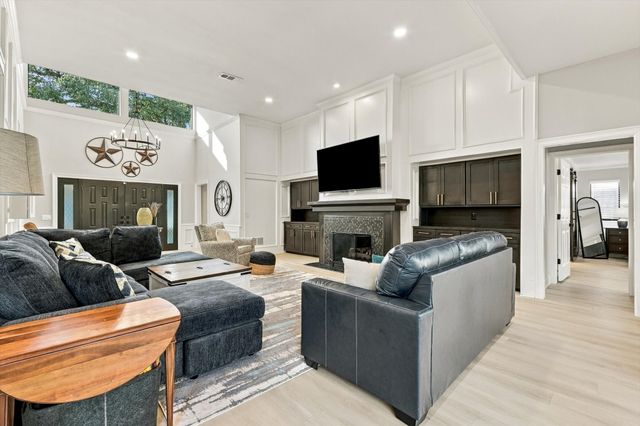 10011 Woodlake Drive, Dallas, TX 75243
