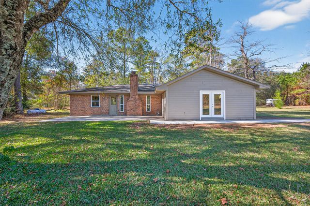 8498 Pine Shadows, Cleveland, TX 77328