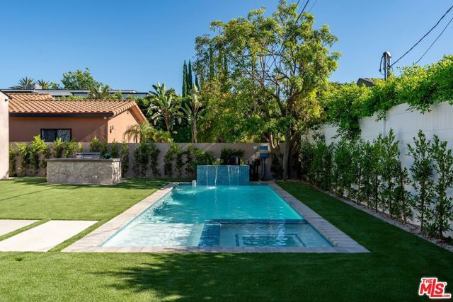 4641 Vesper Avenue, Sherman Oaks, CA 91403