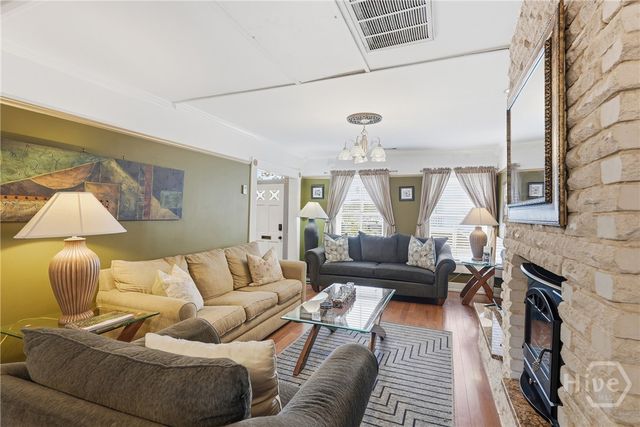 509 E York Street, Savannah, GA 31401