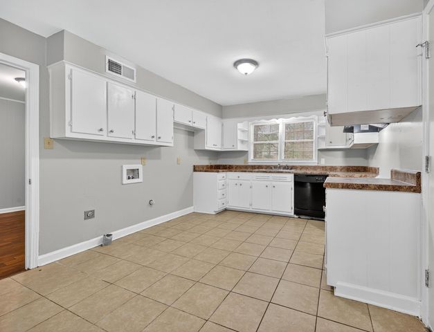 2879 BANNOCKBURN RD, Memphis, TN 38128