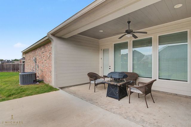 609 Stowe Circle, Bossier City, LA 71006