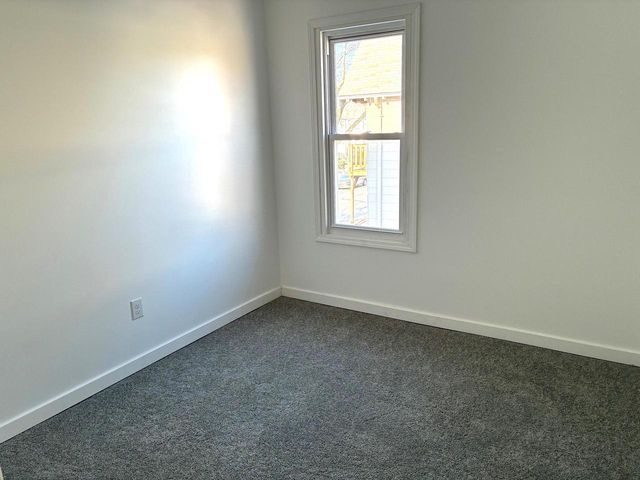 2822 N 34th STREET, Milwaukee, WI 53210