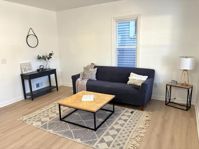 2822 N 34th STREET, Milwaukee, WI 53210