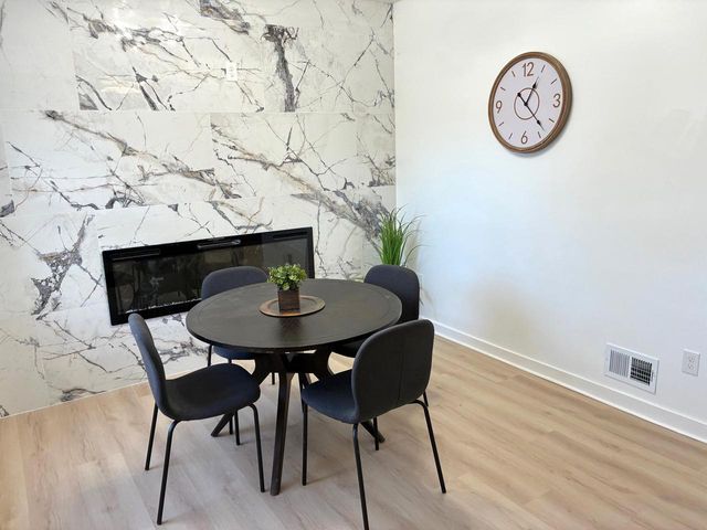 2822 N 34th STREET, Milwaukee, WI 53210