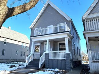 2822 N 34th STREET, Milwaukee, WI 53210