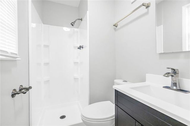 13113 W 95 Terrace, Lenexa, KS 66215