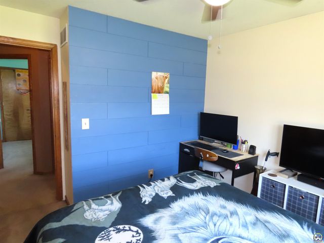 3909 NW Fielding TER, Topeka, KS 66618