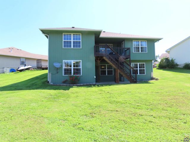 3909 NW Fielding TER, Topeka, KS 66618