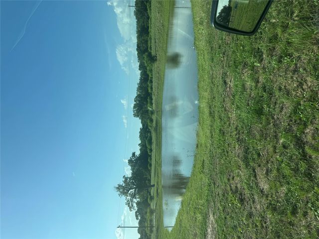 465 Oak Grove RD, Luling, TX 78648