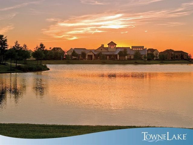 17719 Olde Oaks Estate Court, Cypress, TX 77433
