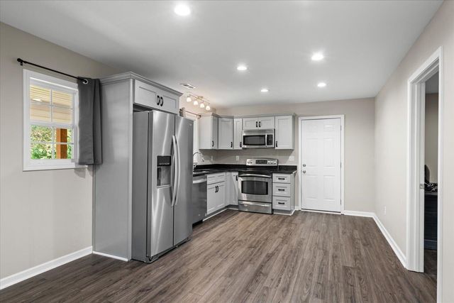 3467 S Riverbend Road, Dalton, GA 30721