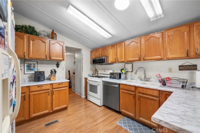 1550 Rimpau 65, Corona, CA 92881