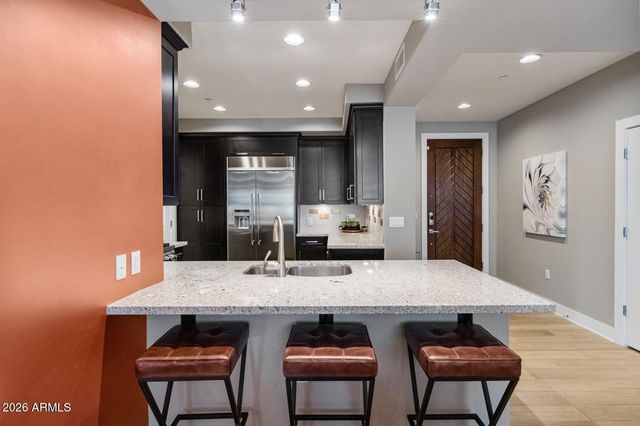 4803 N WOODMERE FAIRWAY -- 1005, Scottsdale, AZ 85251