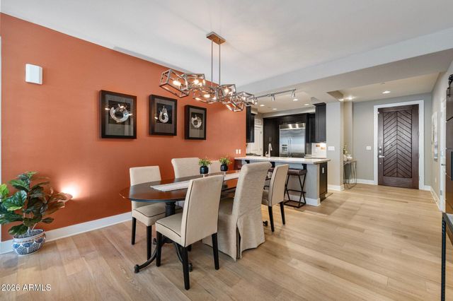 4803 N WOODMERE FAIRWAY -- 1005, Scottsdale, AZ 85251