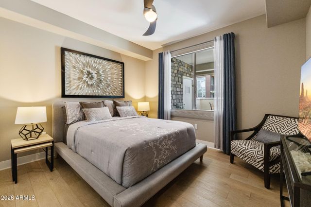4803 N WOODMERE FAIRWAY -- 1005, Scottsdale, AZ 85251