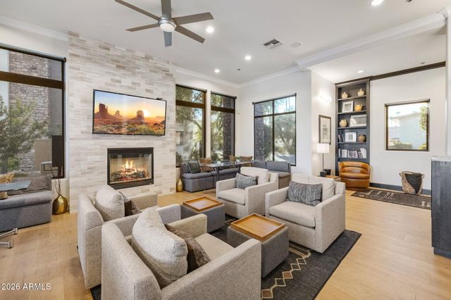 4803 N WOODMERE FAIRWAY -- 1005, Scottsdale, AZ 85251