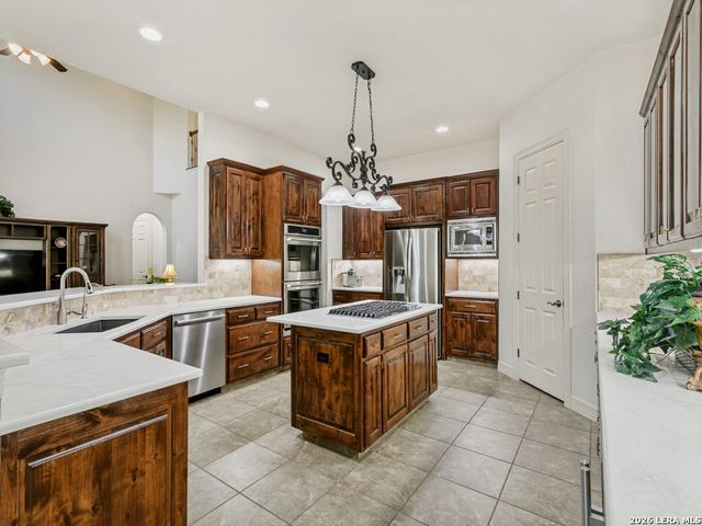 24834 Fairway Springs, San Antonio, TX 78260