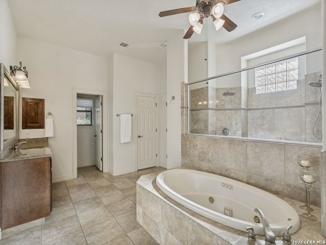 24834 Fairway Springs, San Antonio, TX 78260