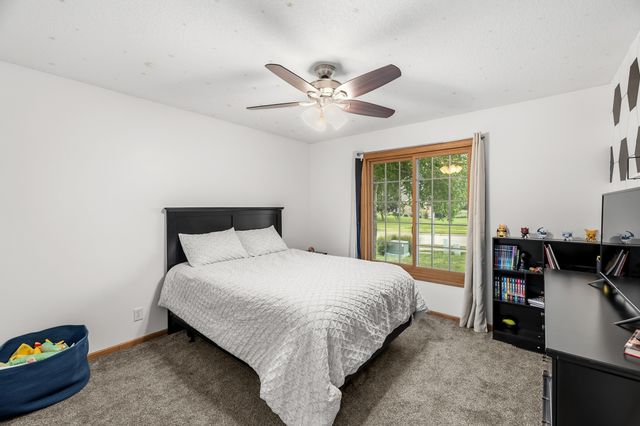 7405 Goodman Drive, Urbandale, IA 50322