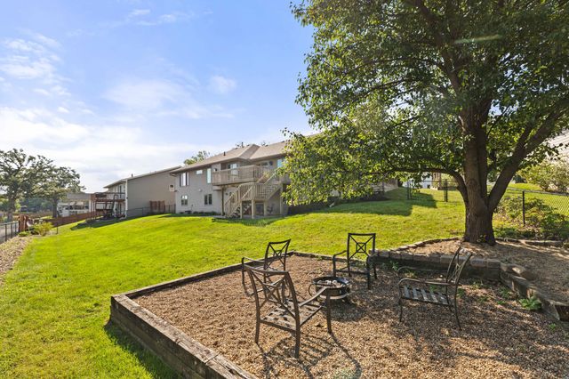 7405 Goodman Drive, Urbandale, IA 50322