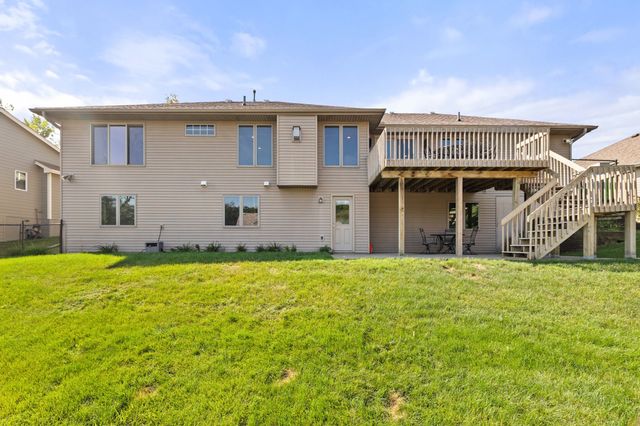 7405 Goodman Drive, Urbandale, IA 50322