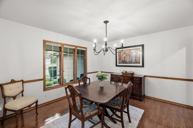 7405 Goodman Drive, Urbandale, IA 50322