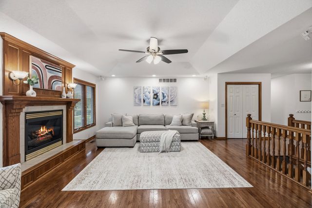 7405 Goodman Drive, Urbandale, IA 50322