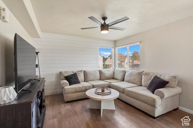 5116 S 4300 W, Hooper, UT 84315