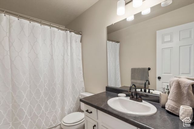 5116 S 4300 W, Hooper, UT 84315
