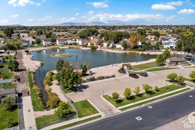 5116 S 4300 W, Hooper, UT 84315