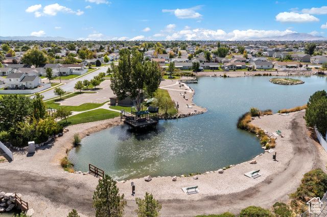 5116 S 4300 W, Hooper, UT 84315