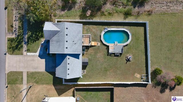 5013 S Woodland Drive, Radcliff, KY 40160