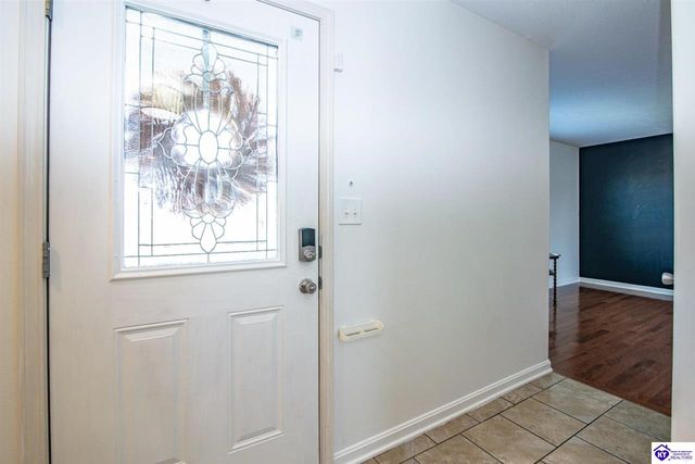 5013 S Woodland Drive, Radcliff, KY 40160