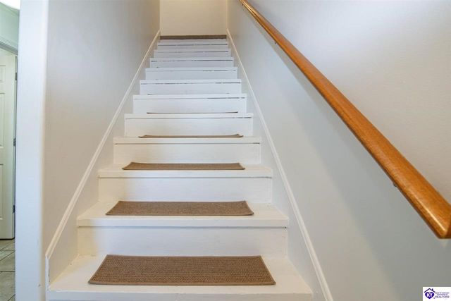 5013 S Woodland Drive, Radcliff, KY 40160