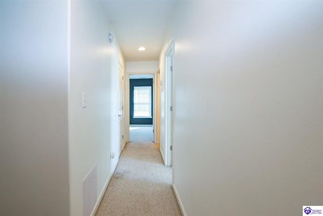 5013 S Woodland Drive, Radcliff, KY 40160