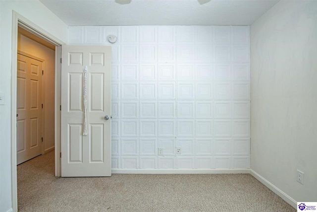 5013 S Woodland Drive, Radcliff, KY 40160