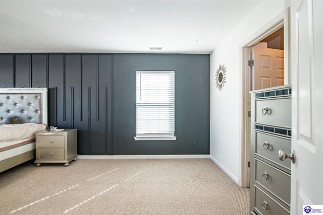 5013 S Woodland Drive, Radcliff, KY 40160