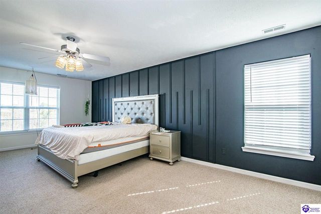 5013 S Woodland Drive, Radcliff, KY 40160