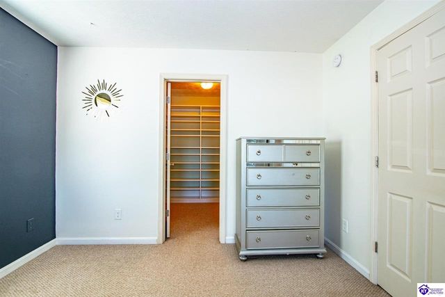 5013 S Woodland Drive, Radcliff, KY 40160