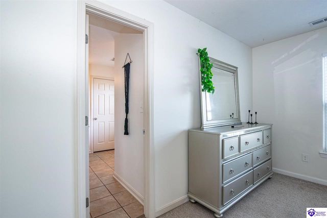 5013 S Woodland Drive, Radcliff, KY 40160