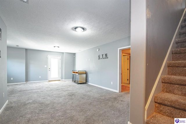 5013 S Woodland Drive, Radcliff, KY 40160