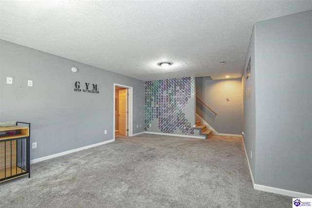 5013 S Woodland Drive, Radcliff, KY 40160