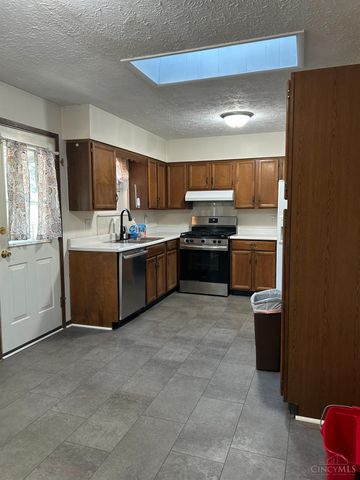 2113 Bolser, Reading, OH 45215