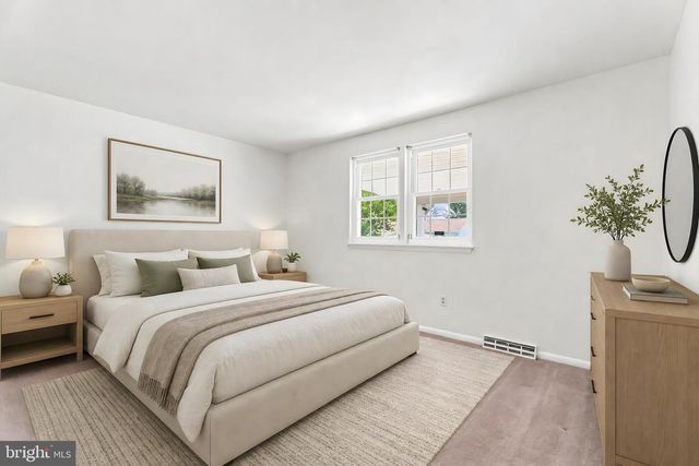 530 HOLLY HUNT RD, Baltimore, MD 21220